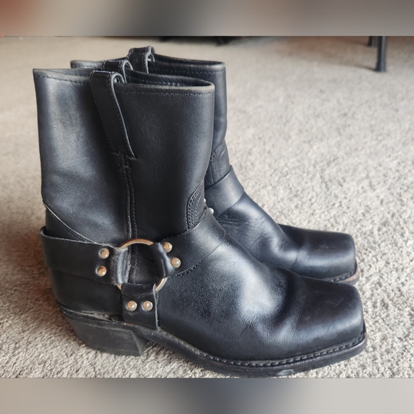 FRYE Harness 8R in Cognac (Dark Brown) (7) | Used,… | Noihsaf Bazaar